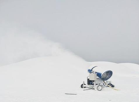 造雪機(jī)人工造雪